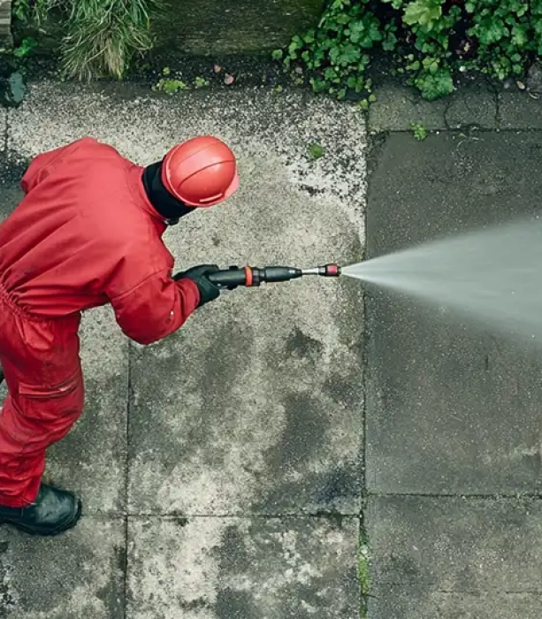 DELTA-LANDSCAPING-SERVICES_PAVEMENT-CLEANING-09